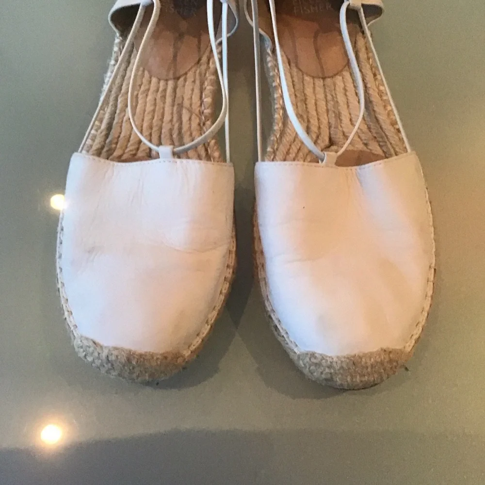 Eileen Fisher Lee White‎ Washed Leather Flat Stretch Espadrille Sandals 9